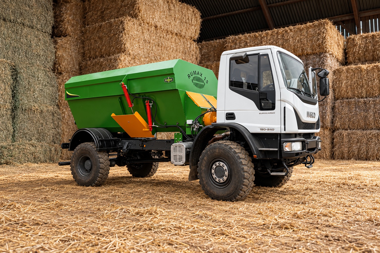 Self Propelled Feed Mixer (Customization)