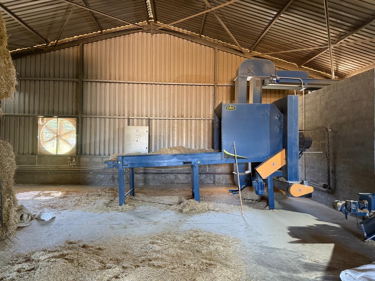 Round Bale Hammermill